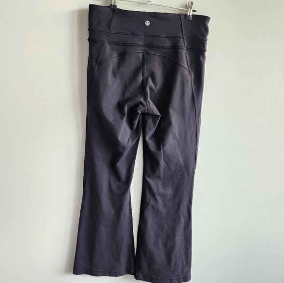 Lululemon Groove Pants Flare Leg Leggings Tights Sweats Size 10 Black - Picture 4 of 11